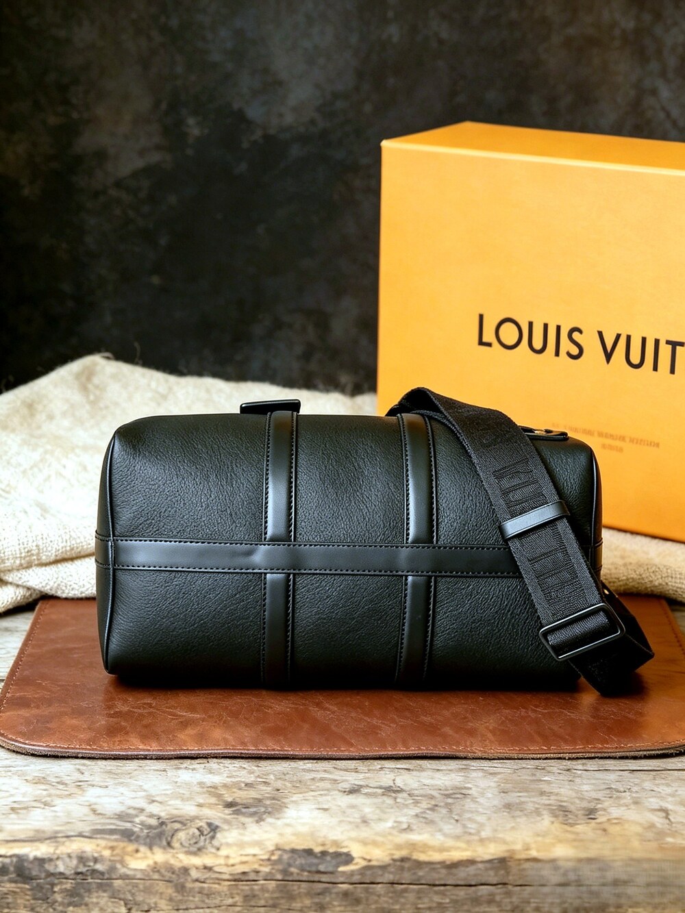 Louis Vuitton Keepall Bandouliere 50 Aerogram Black - Picture 4 of 5